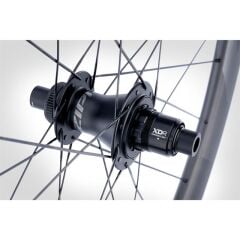 Zipp 303 S Carbon Tubeless Disc XDR Body Yol Jant Seti