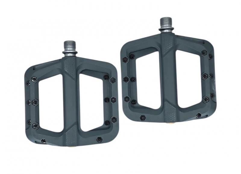 AYD 710 Rulmanlı Pedal Çivili Platform Trial Bmx Pedal Gri